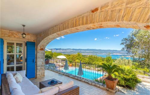 Stunning Home In Malinska With Wifi — 5-Star Luxury Hotel in Dobrinj, Croatia