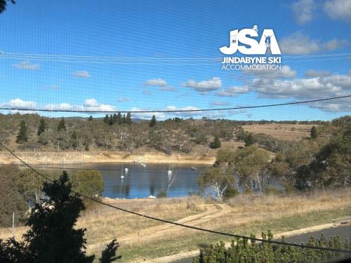 Lakeside Chalet — Jindabyne — photo 2