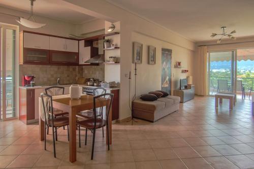 Sofias Zen Home 70 sq2 — 4-Star Luxury Hotel in Kalamata, Greece