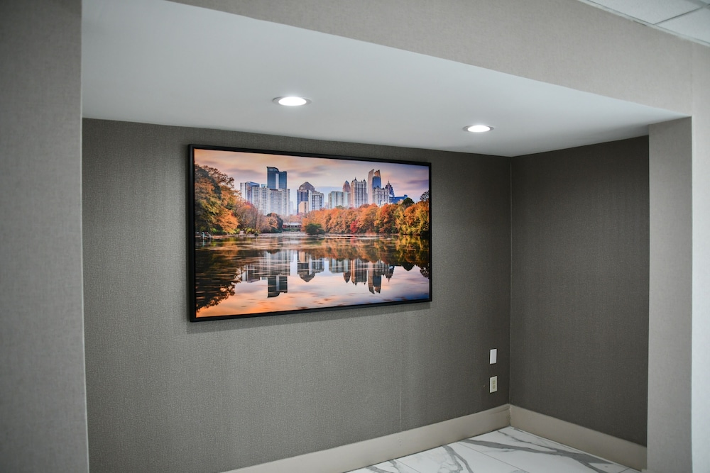 Quality Inn & Suites McDonough South I 75 - photo 2