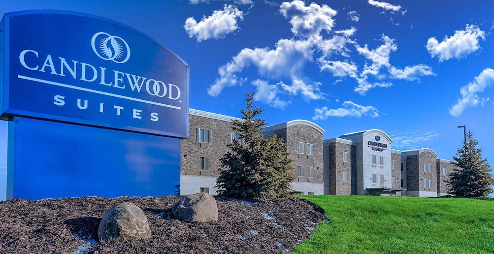 Candlewood Suites Lakeville I 35 by IHG - photo 24