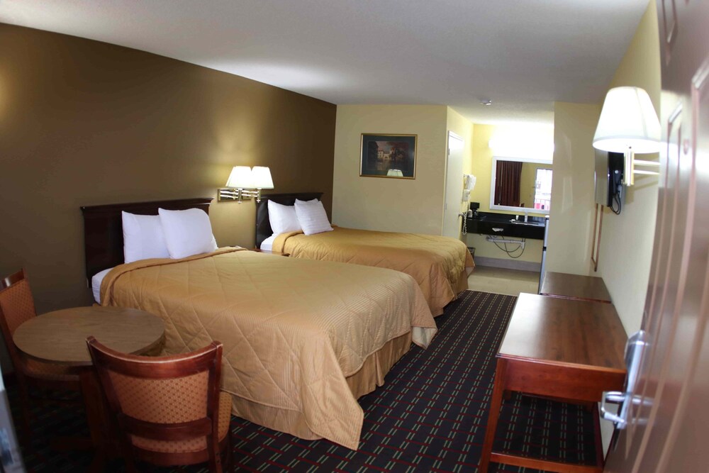 Loyalty Inn Hawkinsville - photo 8