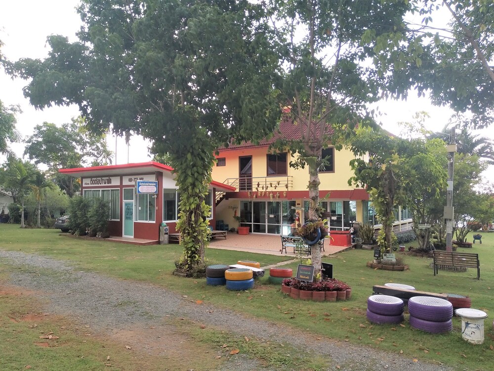 Suwanalak Resort — hotel near Trat Airport