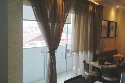 Encantador Apartamento 100m da Praia com vista mar