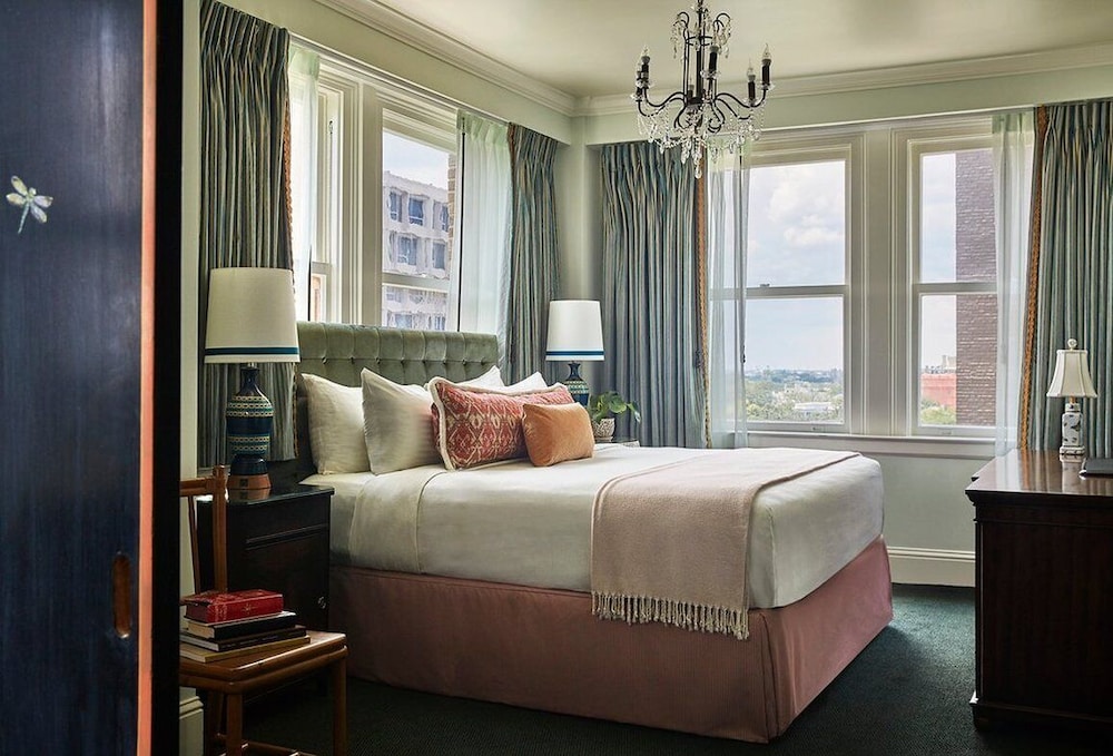 The Pontchartrain Hotel - photo 18