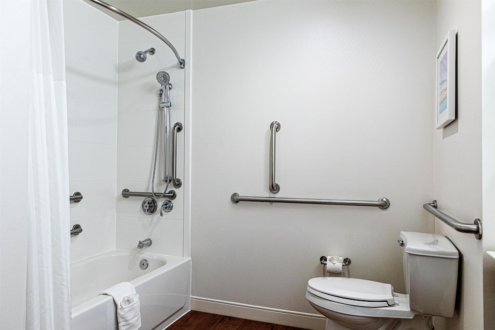 Hampton Inn Charleston Daniel Island - photo 23