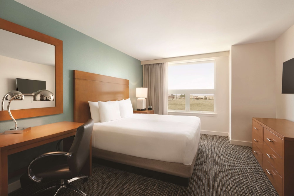 Hyatt House Denver Airport - photo 12