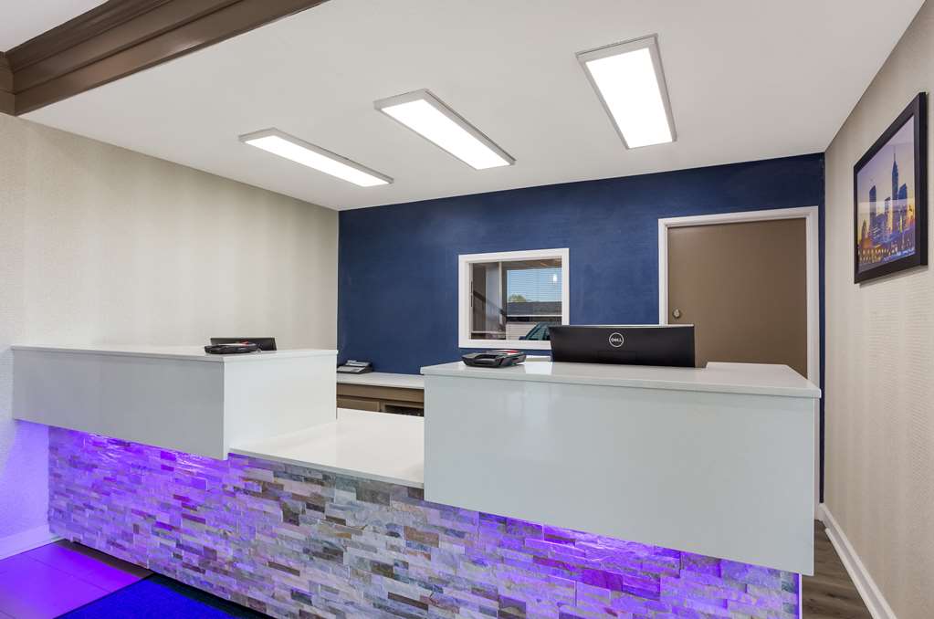 Quality Inn South Bend near Notre Dame - photo 15
