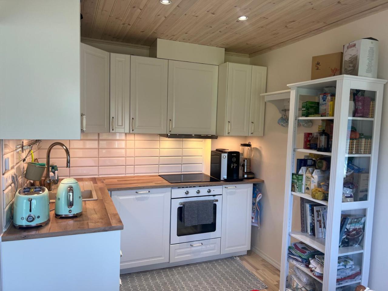 New 3br Family Friendly Home with Huge Garden&Free Parking