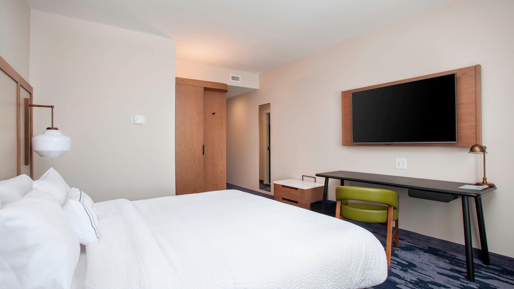 Fairfield Inn & Suites by Marriott Lebanon - photo 10