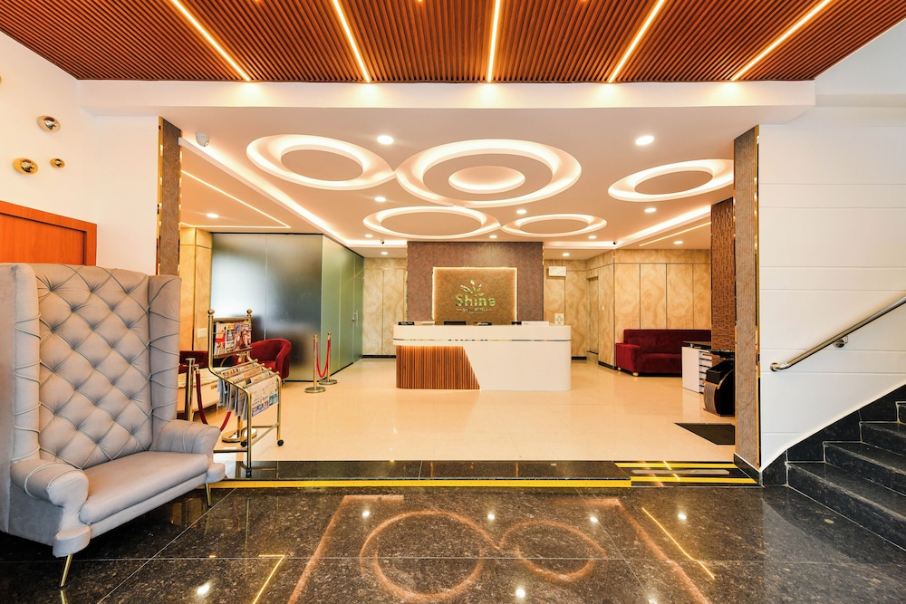 Hotel Shine International - last minute hotel in Mysore