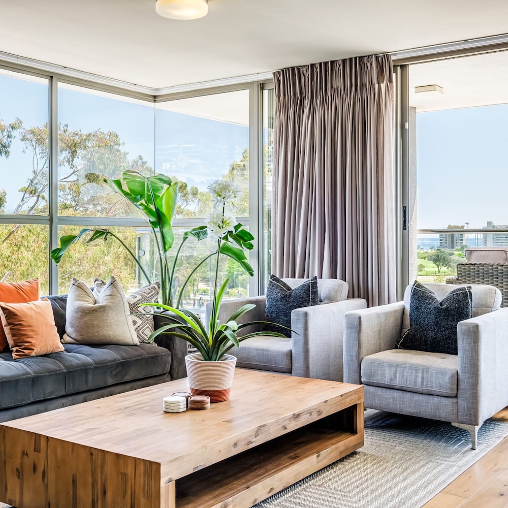 Stylish Comfort at the Luxurious Tramonto