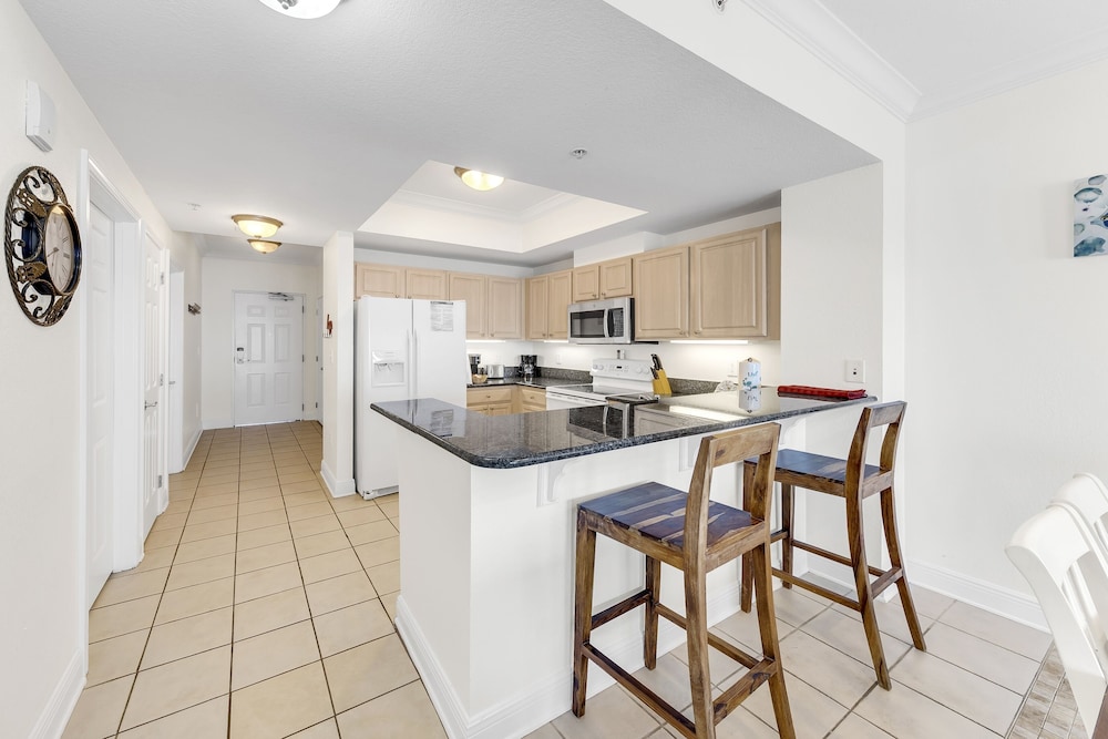 Crystal Tower 1506 - photo 12