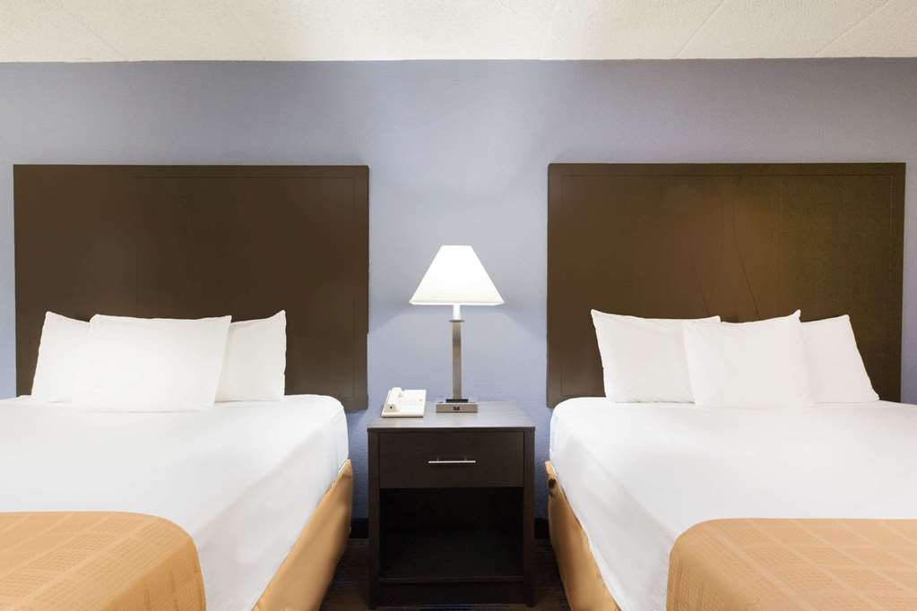 Days Inn by Wyndham Wilkes Barre - photo 10
