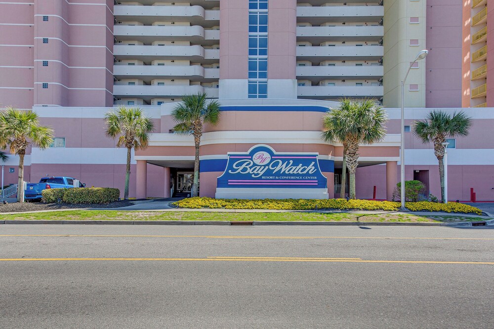 Steps to Beach: Bay Watch Resort Studio - photo 15