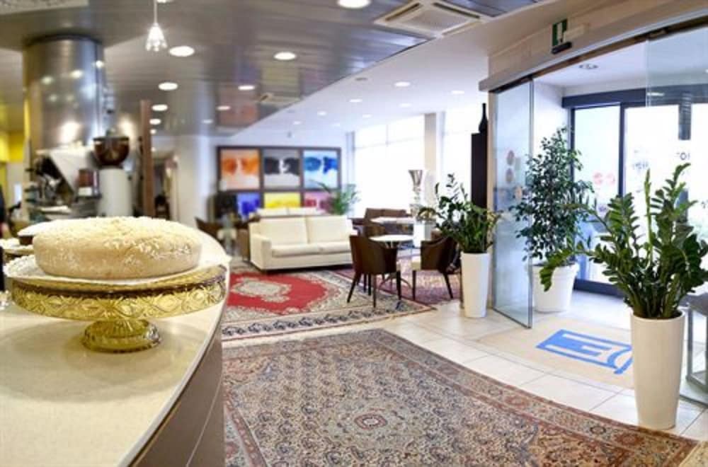 Hotel Europa — Ancona — photo 4