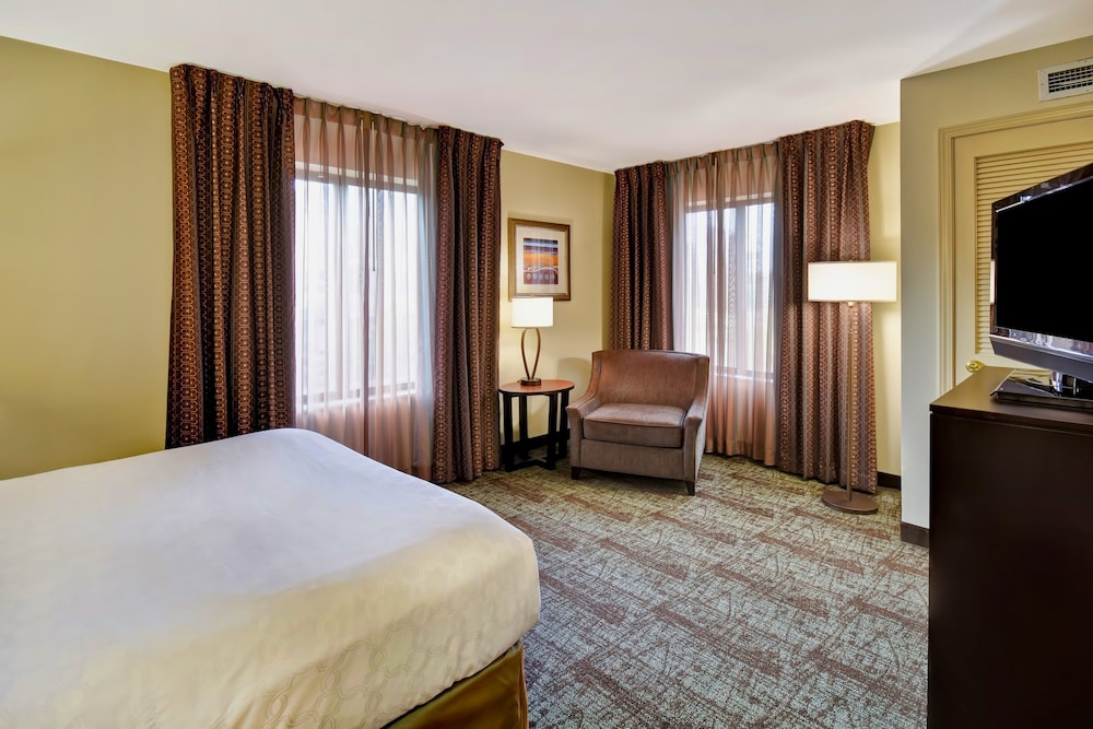Staybridge Suites Middleton Madison West by IHG - photo 21