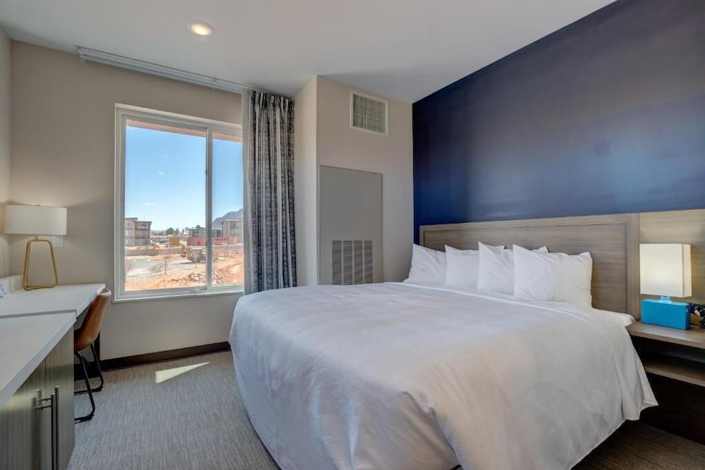 Scenic View Inn & Suites Moab - photo 11