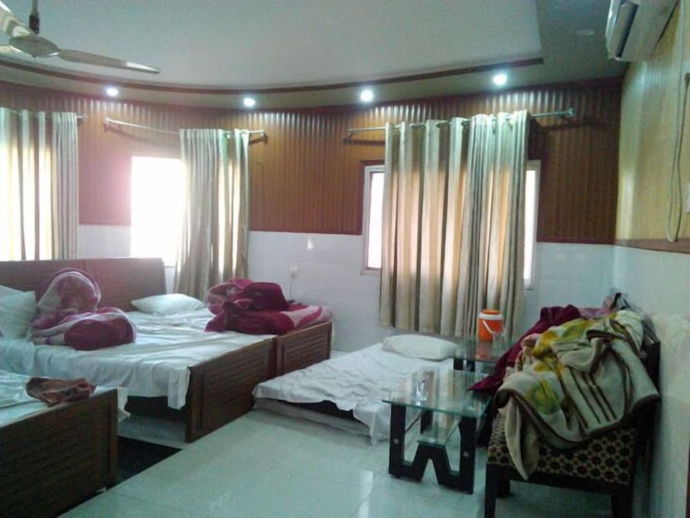 Parkway Hotel in Lahore, Pakistan