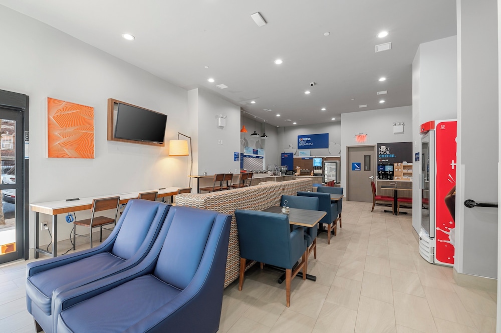 Holiday Inn Express & Suites Bronx NYC an IHG Hotel - photo 3