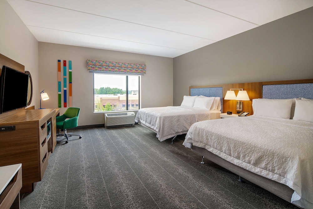 Hampton Inn & Suites Raleigh Midtown - photo 19