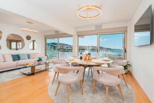 Vouliagmeni Apollonos Street — 4-Star Luxury Hotel in Vouliagmeni, Greece