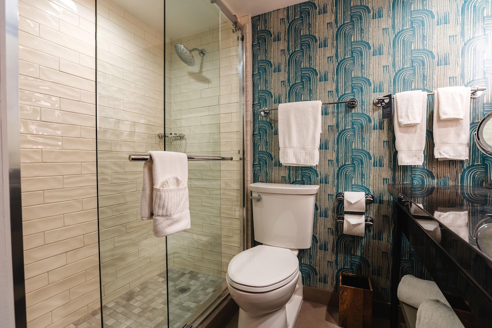The Beeman Hotel - photo 22