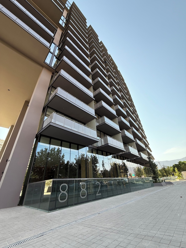 Spot Suites — 4-Star Luxury Hotel in Santiago, Chile