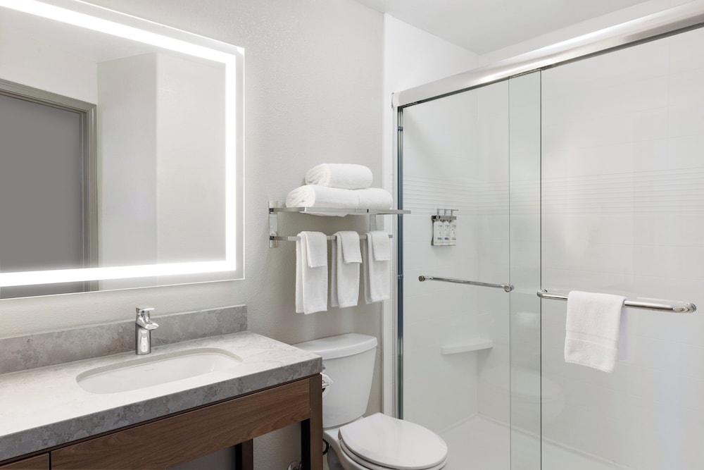 Candlewood Suites Yuma by IHG - photo 22