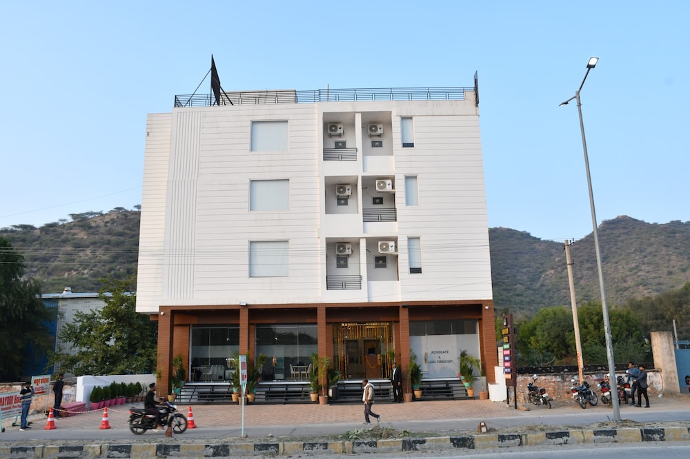 Mayoor Hotel - last minute hotel in Unknown City