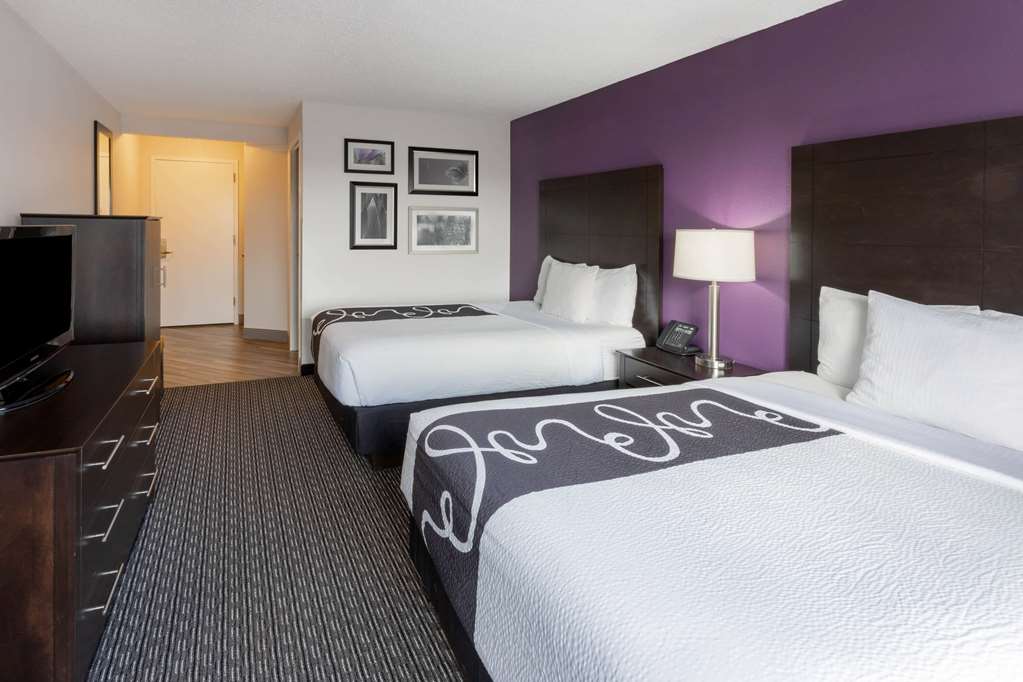 La Quinta Inn & Suites by Wyndham Minneapolis Bloomington W - photo 30