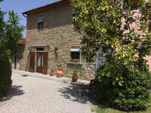 La casa dei nonni — 4-Star Luxury Hotel in Larciano, Italy