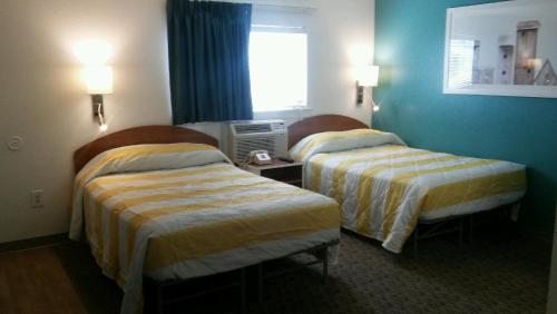 InTown Suites Extended Stay Denver CO Englewood - photo 16