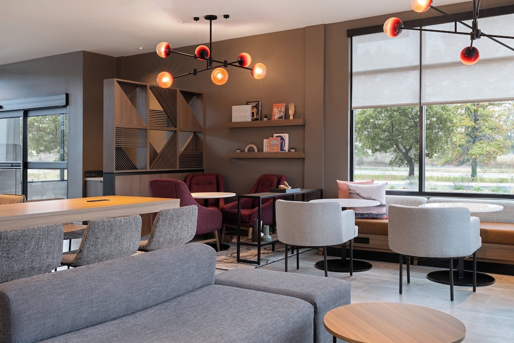 Atwell Suites Kansas City Airport by IHG - photo 28