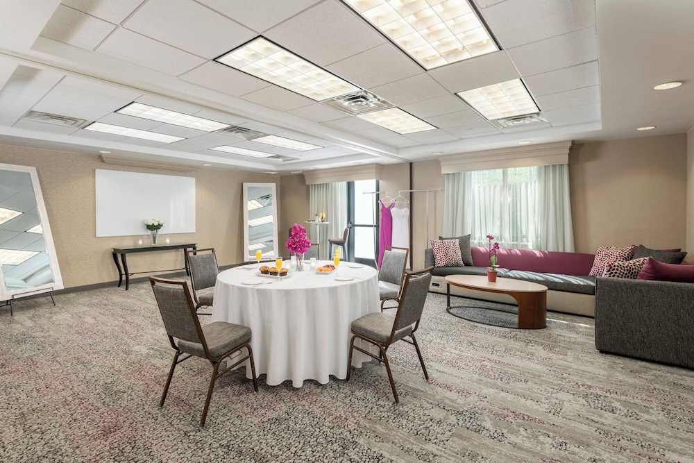 Courtyard by Marriott Philadelphia Valley Forge Collegeville - photo 37