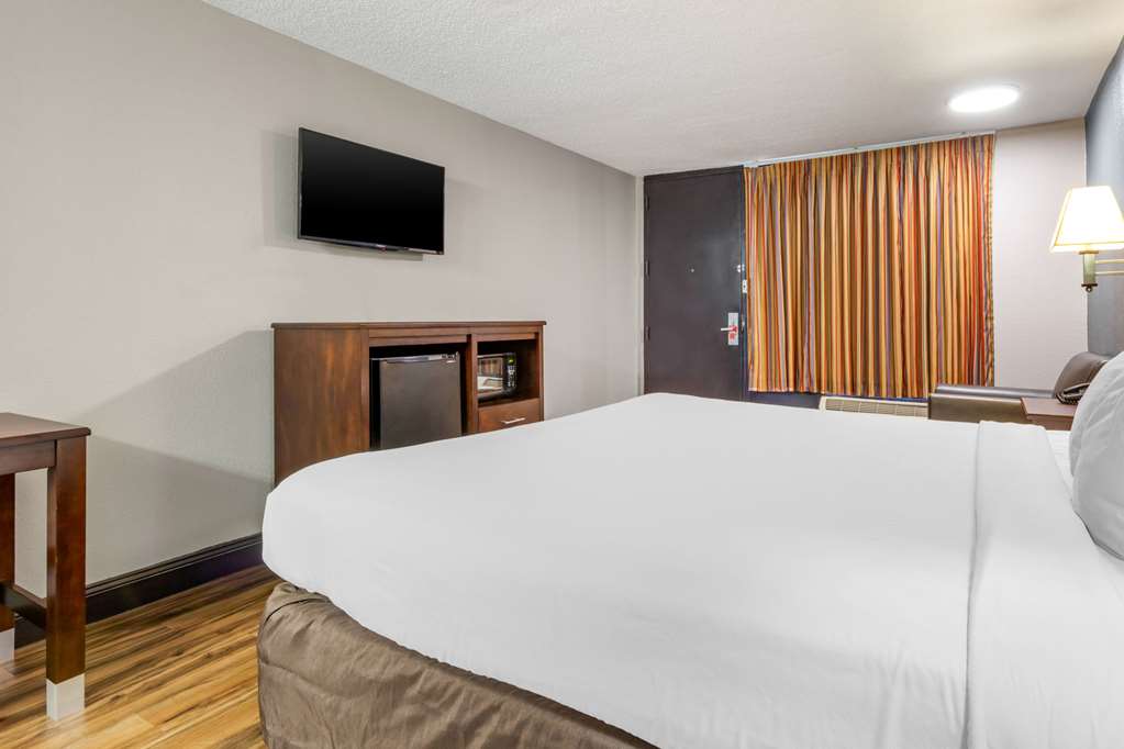Econo Lodge Rock Hill - photo 14