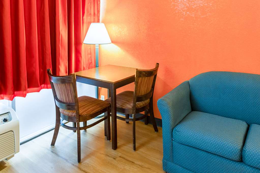 Motel 6 Groton CT Casinos Nearby - photo 12