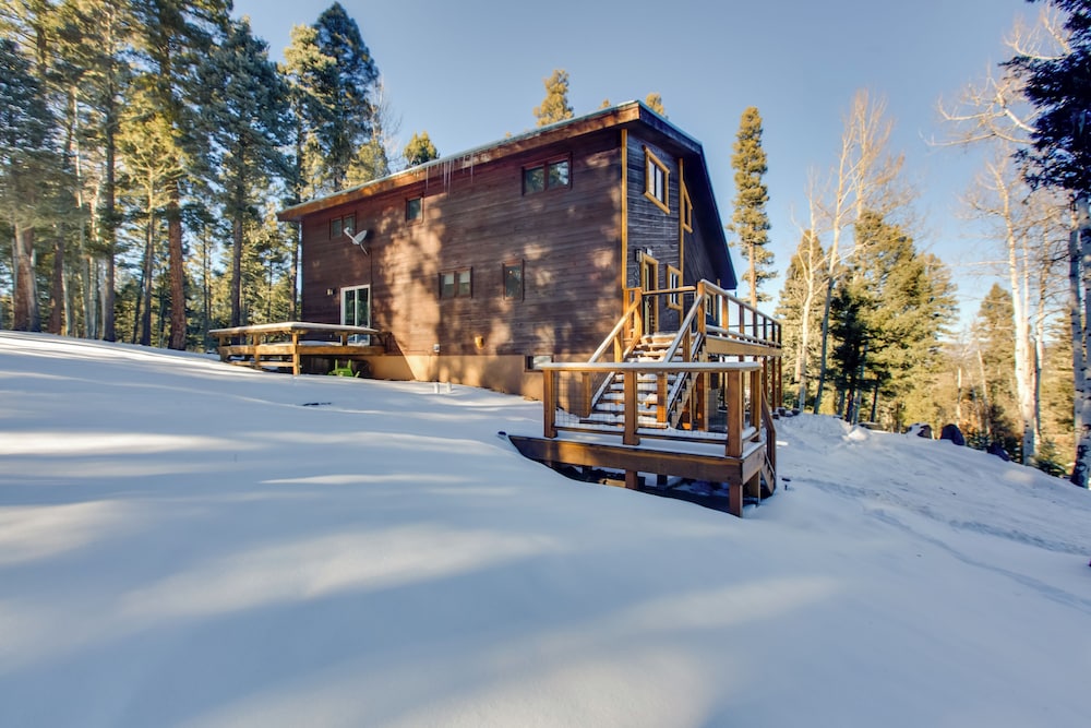Angel Fire Cabin with Game Room about 4 Mi to Ski Resort - photo 35