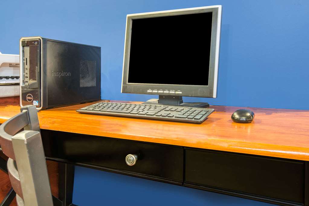 Microtel Inn & Suites by Wyndham Miami - photo 14