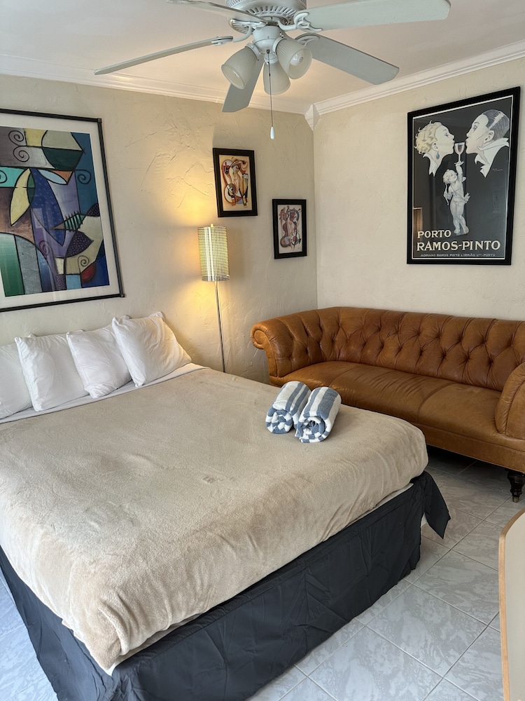 Manhattan Tower Apartment Hotel - photo 42