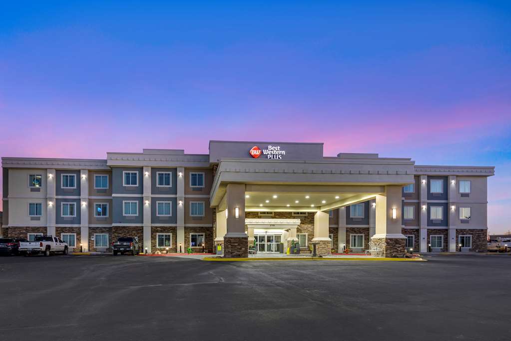 Best Western Plus Fort Stockton Hotel - carbon neutral hotel in Fort Stockton