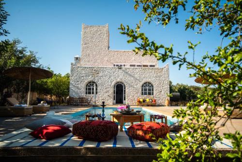 Villa Les jardins fleuris 4 bedrooms — 4-Star Luxury Hotel in Essaouira, Morocco