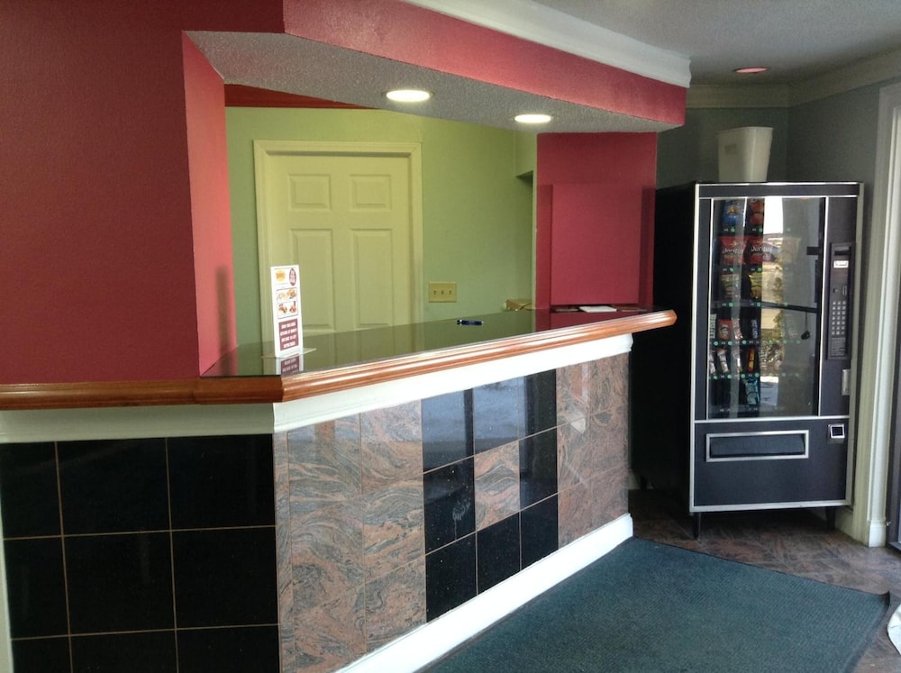 Crossroads Inn Indiana - photo 2