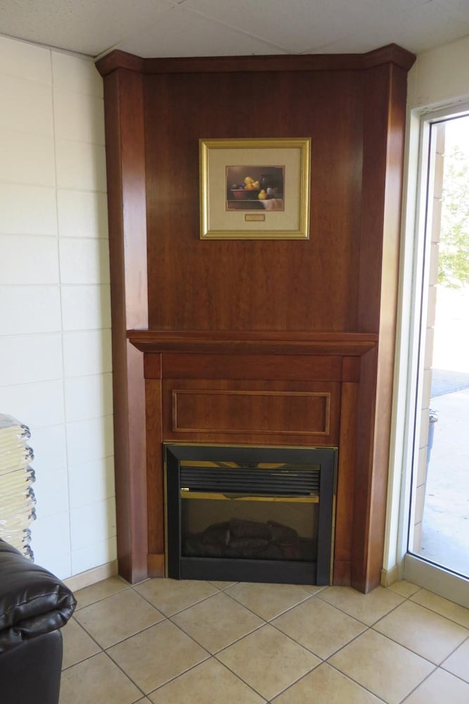 Grand Inn Fargo - photo 36