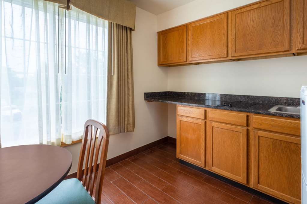 Hawthorn Suites by Wyndham Allentown Fogelsville - photo 15