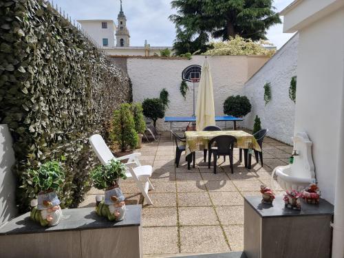Miriam's House Pompei — 4-Star Luxury Hotel in Pompei, Italy