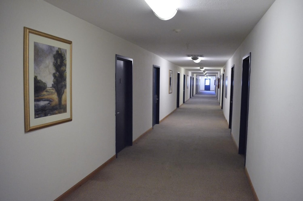 Knights Inn Quincy - photo 22