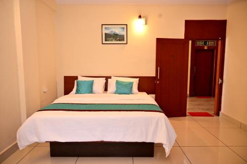 Gvk Holiday Inn - last minute hotel in Mysore