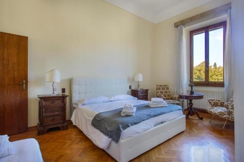 Oltrarno Tasso Apartment in Florence — 4-Star Luxury Hotel in Florence, Italy