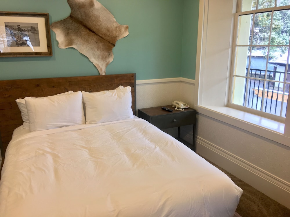 The Groveland Hotel - photo 3